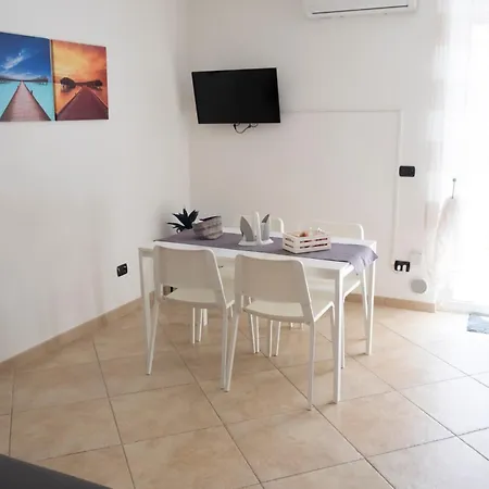 Semesterbostad Elly's House Bari